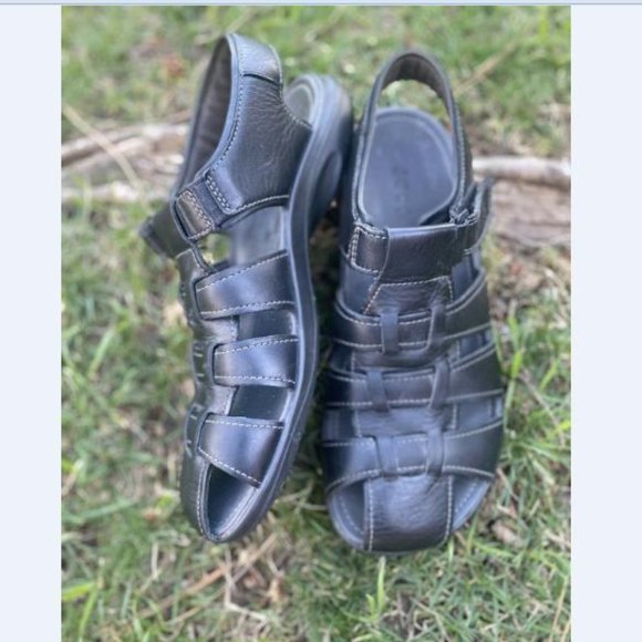 Ecco Other - ECCO ‘Chander’ Fisherman Sandals Black Leather EU 46 US 11.5
